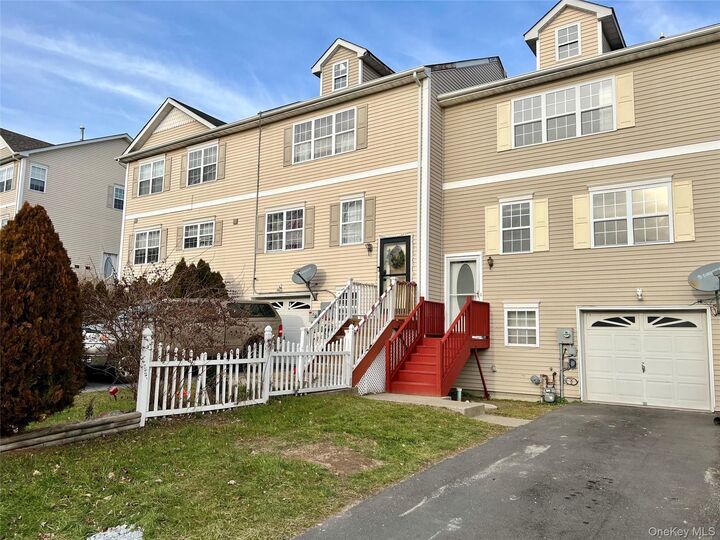 Property Photo:  23 Peach Place  NY 10940 