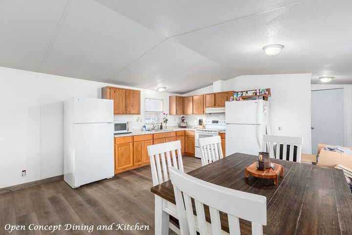 Property Photo: 118 Spring Meadow TX 75901