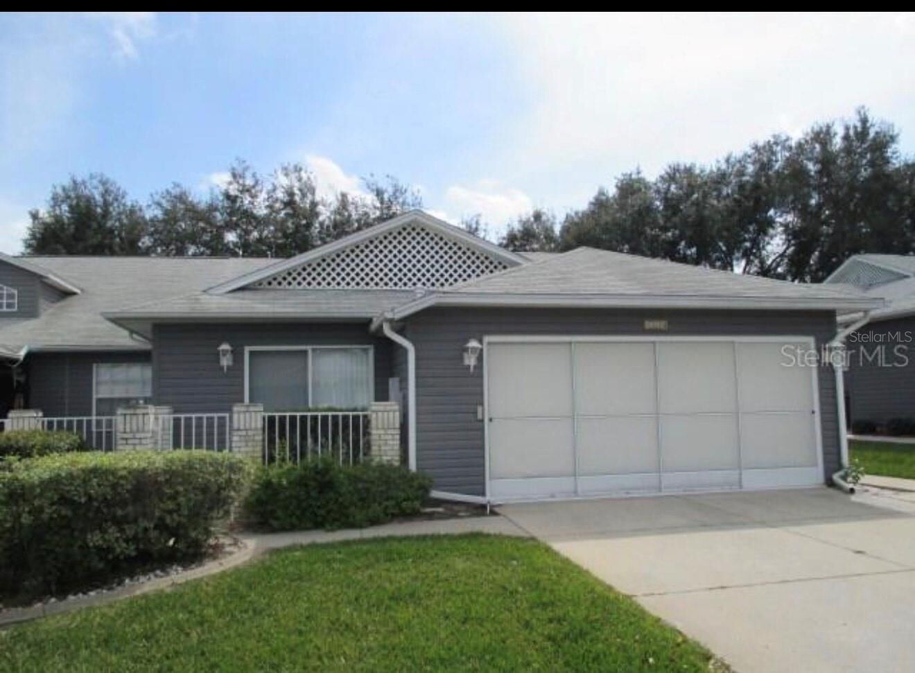 Property Photo: 26707 Cash Court FL 34748