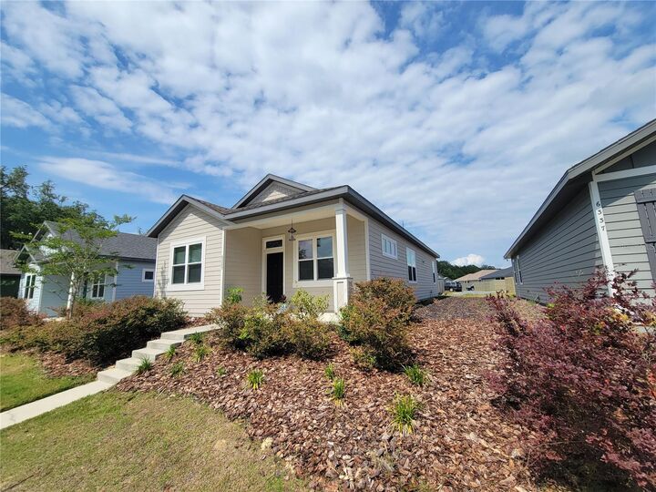 Property Photo:  6323 SW 47th Terrace  FL 32608 