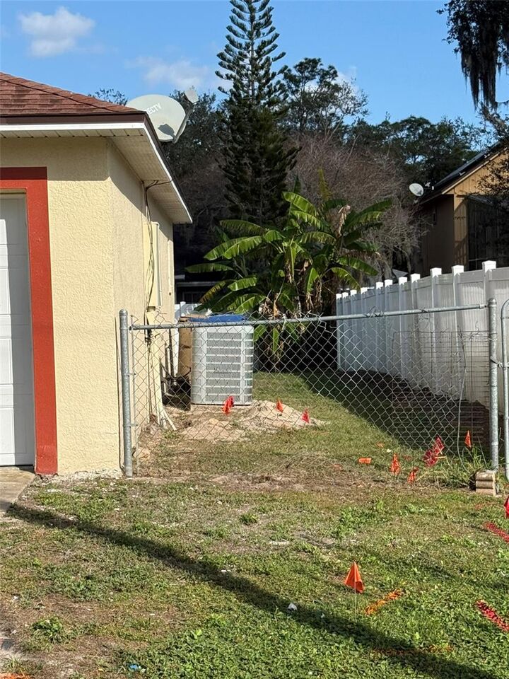 Property Photo:  417 Francisco Way  FL 34758 