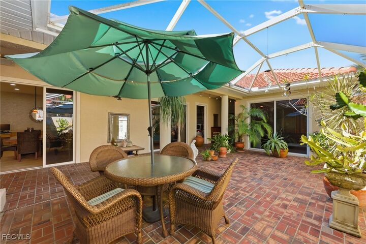 Property Photo:  13924 Bently Circle  FL 33912 