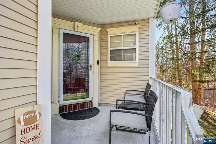 Property Photo:  26 Eider Court  NJ 07470 