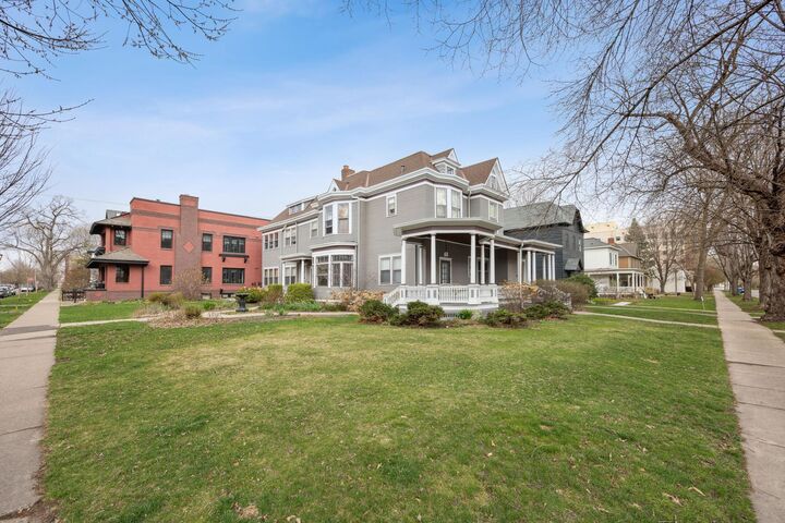 Property Photo:  78 Arundel Street  MN 55102 