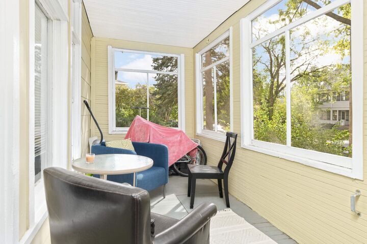 Property Photo:  3217 Dupont Avenue S  MN 55408 