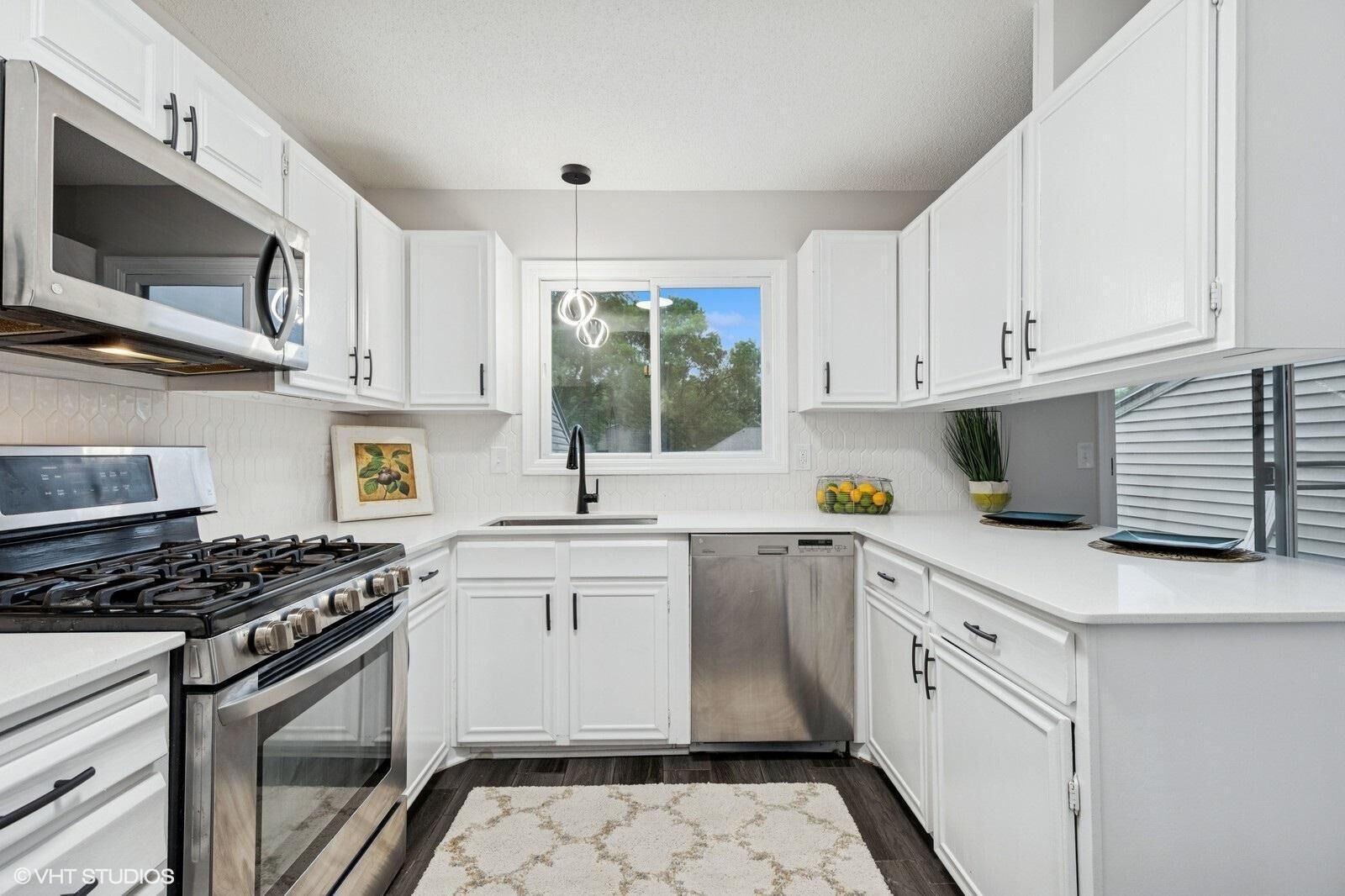 Property Photo: 4478 Arden View Court MN 55112