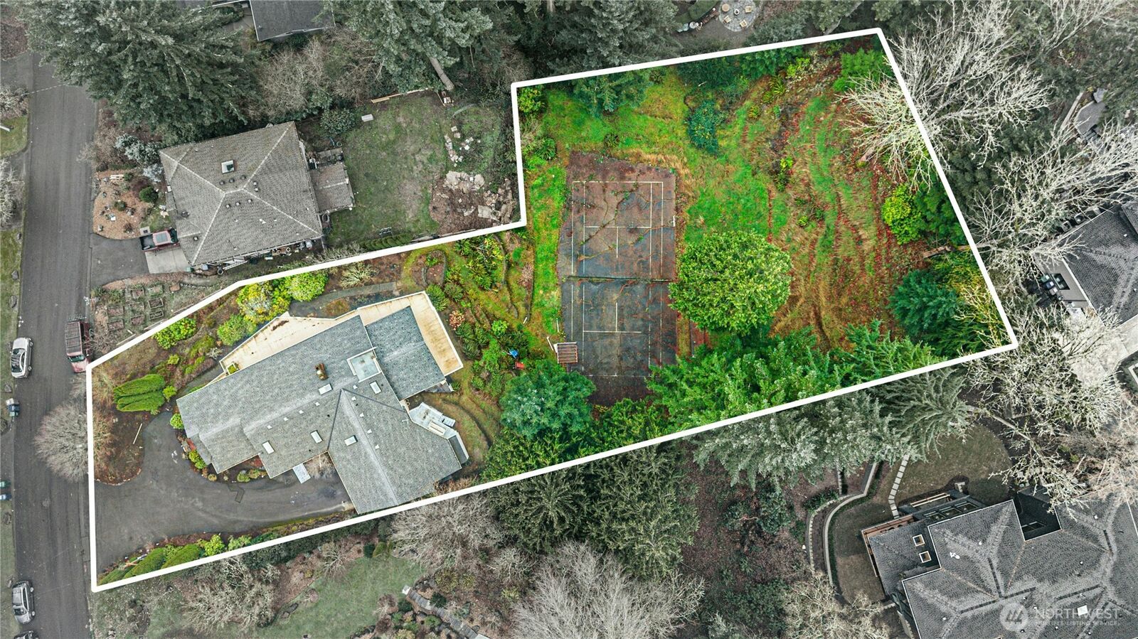 Property Photo: 6420 NE 129th Place WA 98034