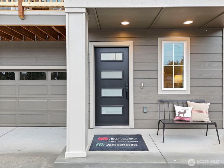 Property Photo: 18517 SE 271st Court WA 98042