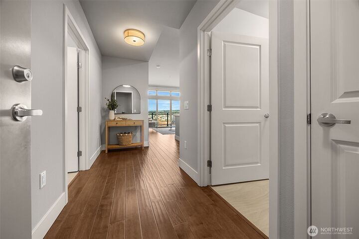 Property Photo:  50  Pine Street 302  WA 98020 