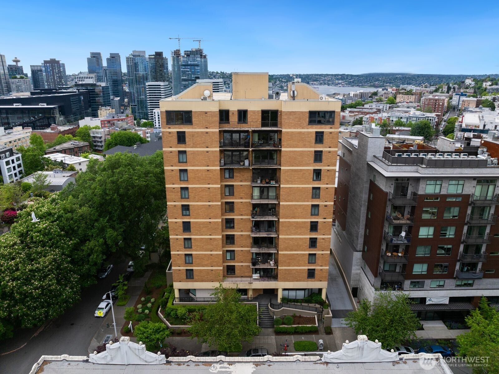 Property Photo:  1300  University Street 11A  WA 98101 