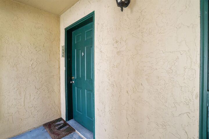 Property Photo: 755 Riverside Drive 1335 FL 33071