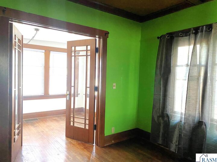 Property Photo:  109 S 4th Street  MN 56001 