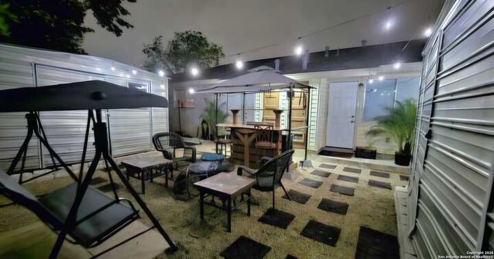 Property Photo:  820 Durr  TX 78214 