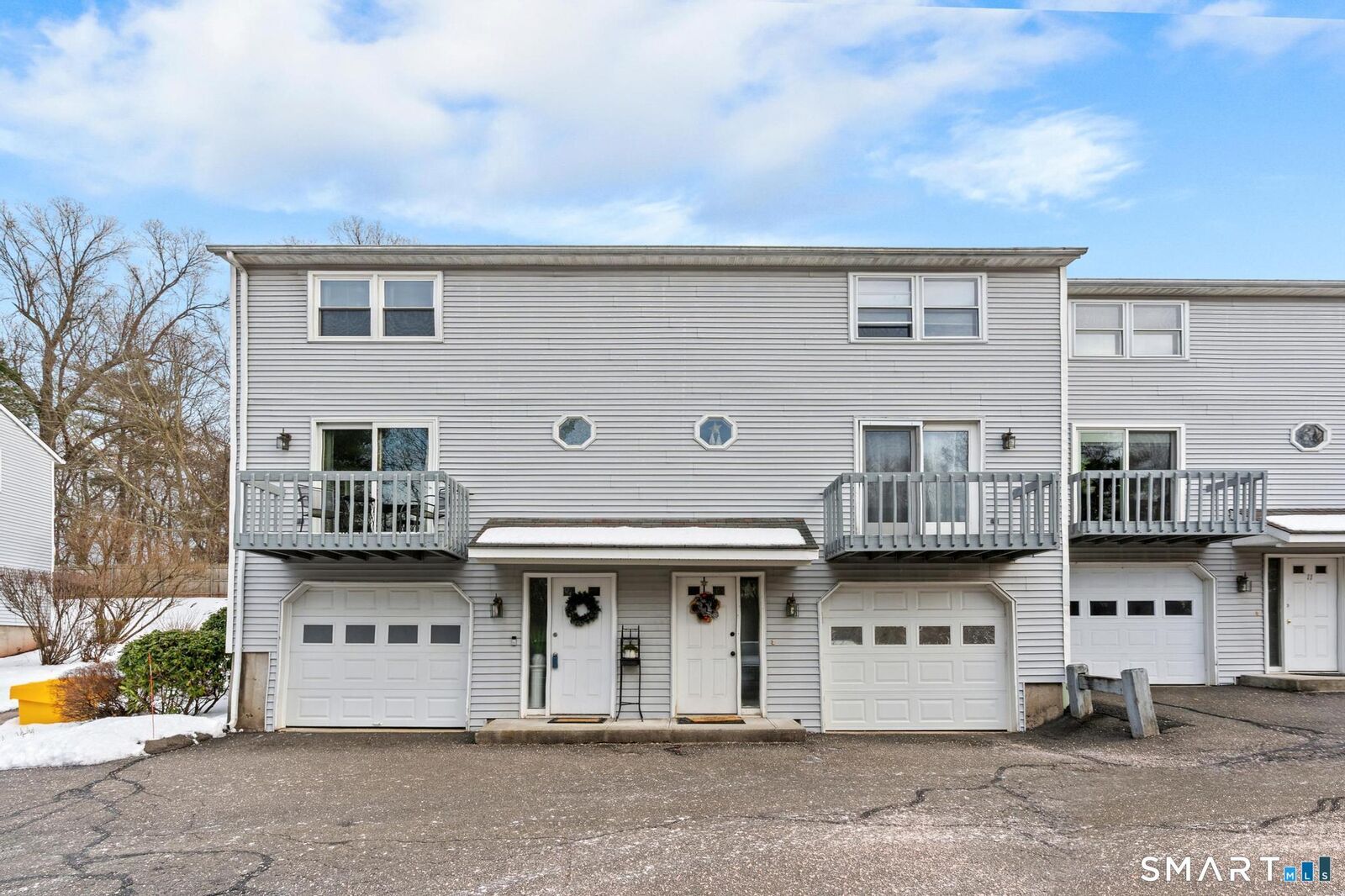 Property Photo:  100 Northampton Lane Apt 9  CT 06062 