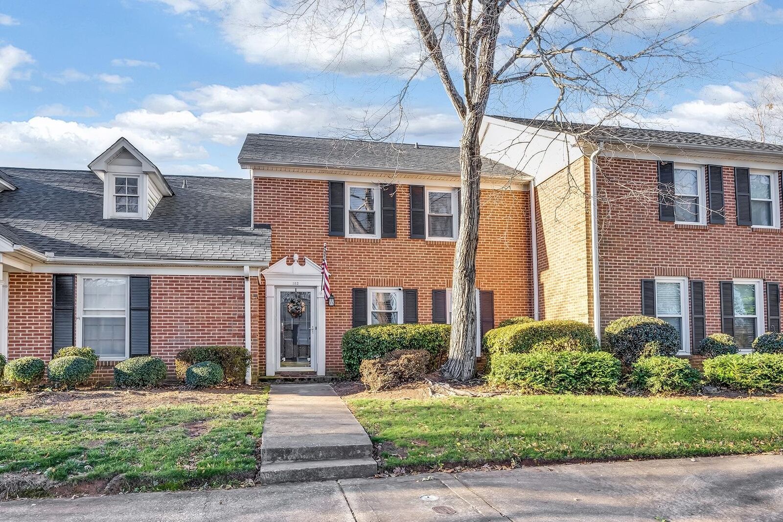 Property Photo:  182 Buckstone Lane  SC 29307 