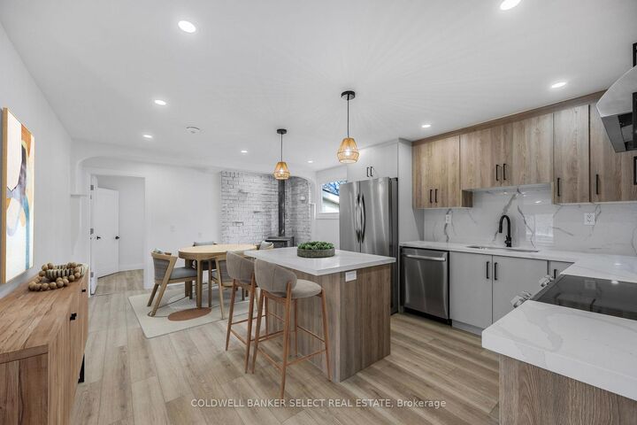 Property Photo:  338 Old Mosley Street Unit 2  ON L9Z 2H6 