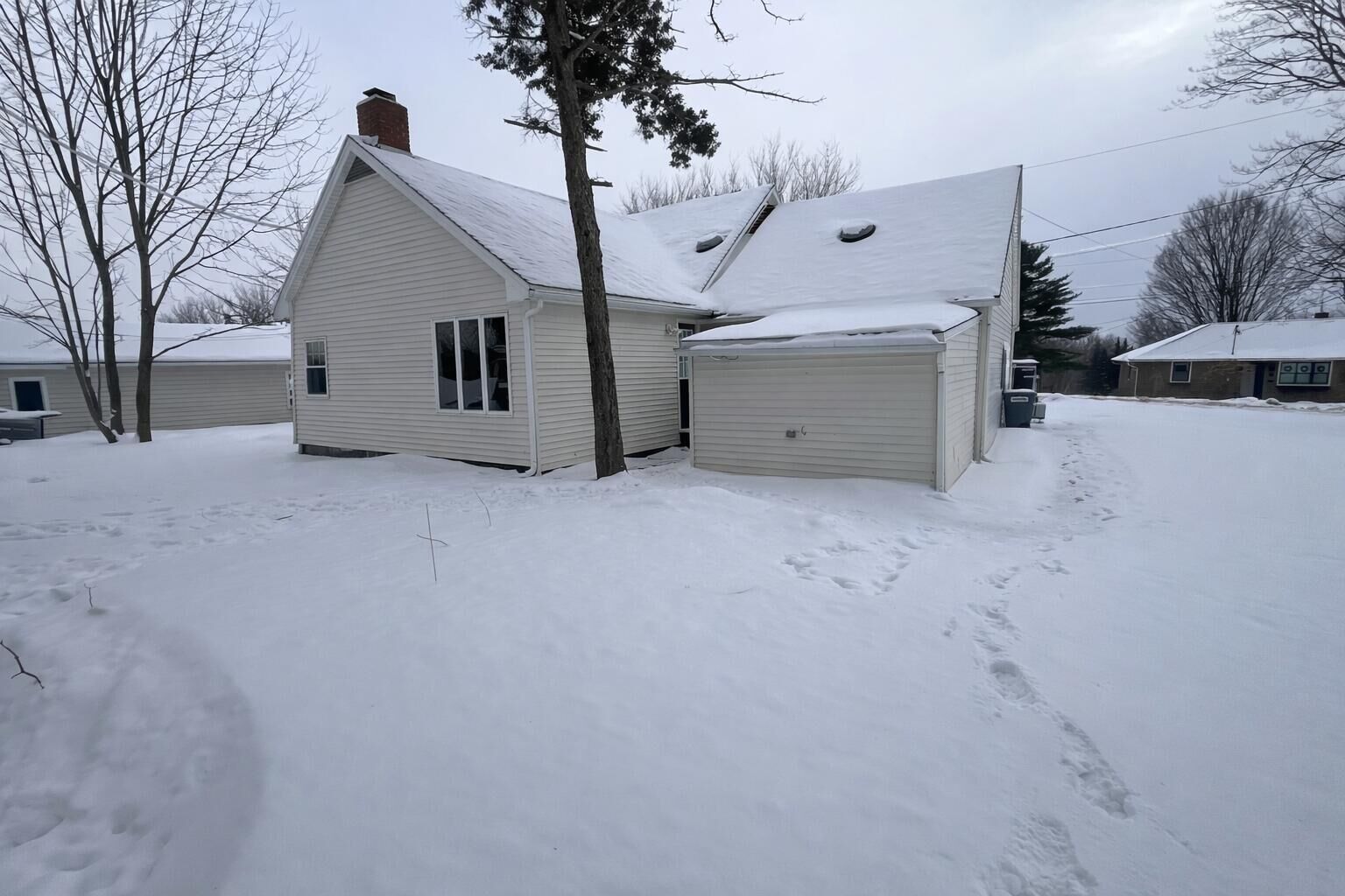 Property Photo:  17 Hammond Street  NY 12929 