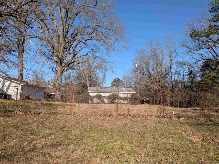 Property Photo: 472 Kelly St. AR 71701-6533