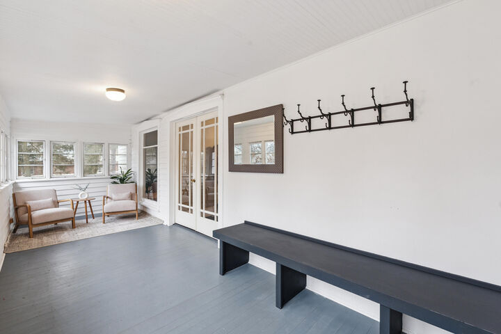 Property Photo:  411 Oliver Avenue  IA 50014 