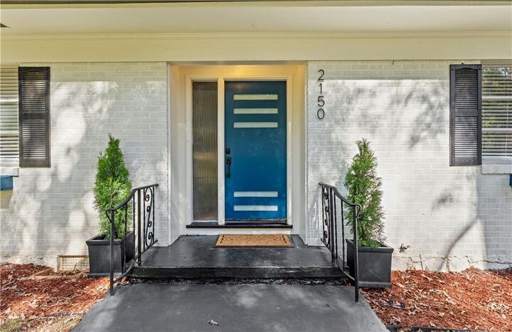 Property Photo:  2150 Azalea Circle  GA 30033 