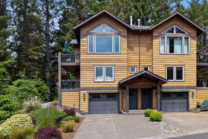 Property Photo:  3087 NE Cascara Court  OR 97367 