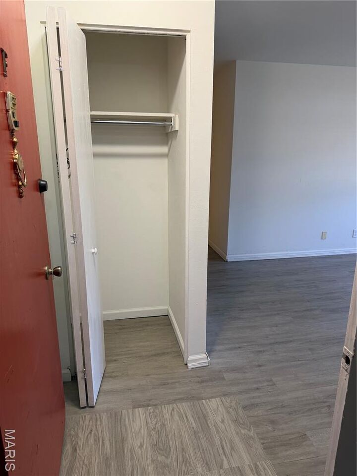 Property Photo:  9925 Bunker Hill Drive F  MO 63123 