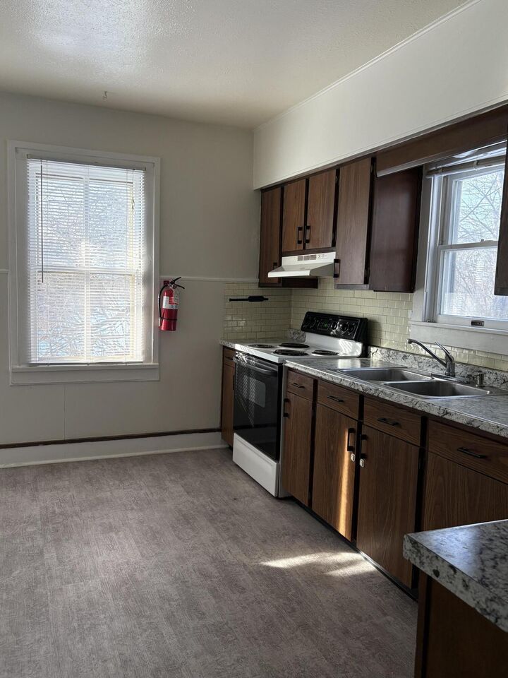 Property Photo:  209 Oak Street  MI 48198 