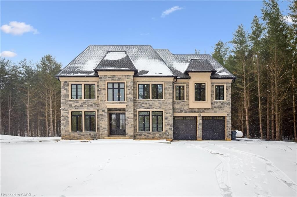 Property Photo:  5 West Harris Road  ON N3T 5L4 