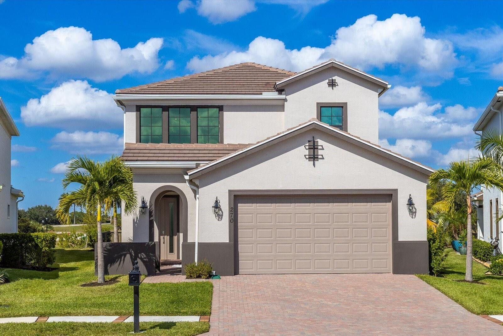 Property Photo:  270 SE Fascino Circle  FL 34984 