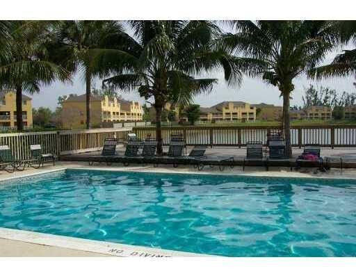 Property Photo:  5200 NW 31st Avenue E93  FL 33309 