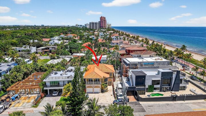 Property Photo:  3325 NE 14th Court  FL 33304 