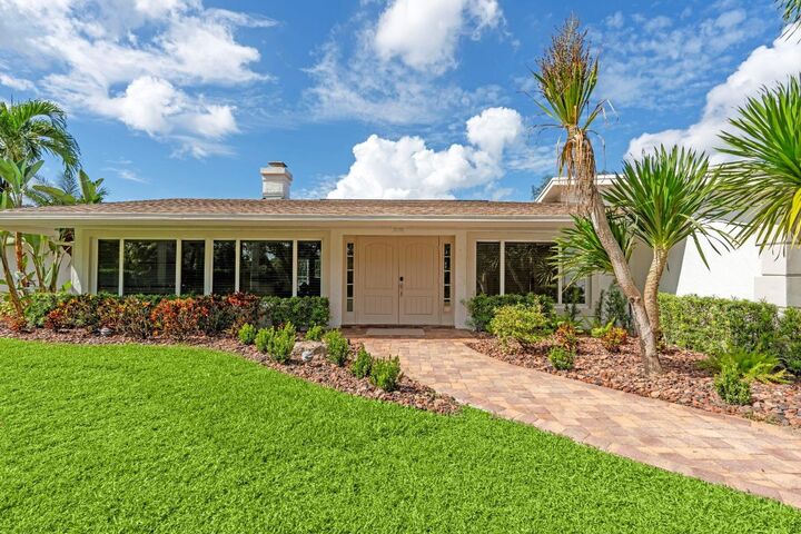 Property Photo:  7447 NW 82nd Terrace  FL 33067 