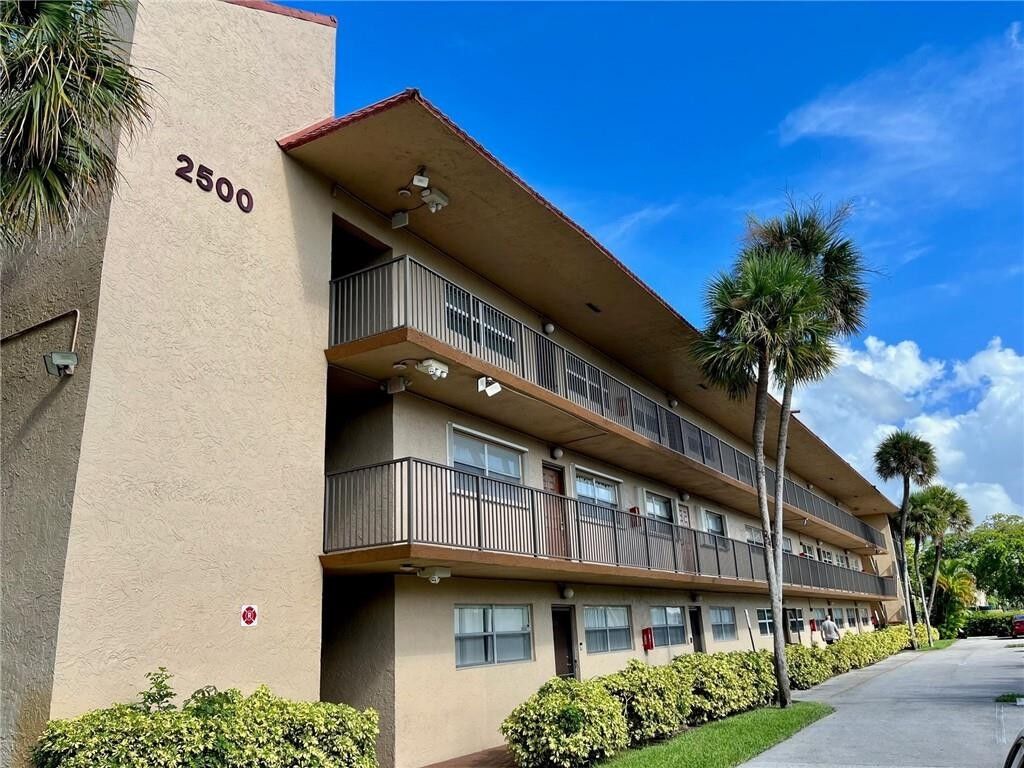 Property Photo: 2500 Coral Springs Drive 209 FL 33065