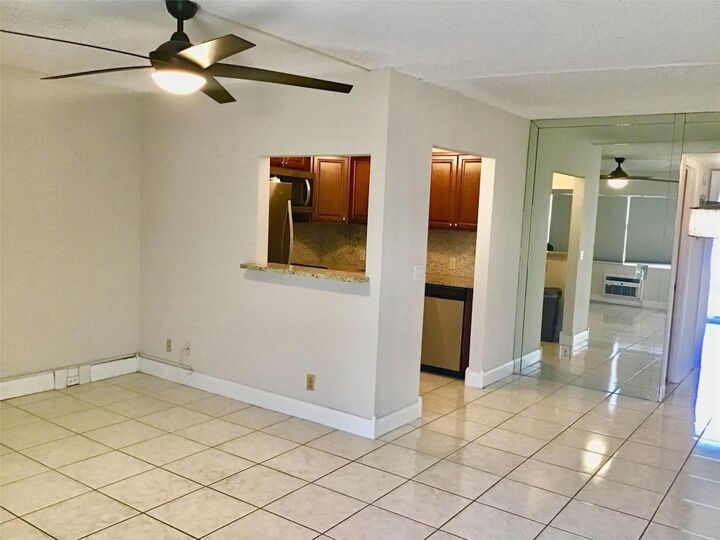 Property Photo:  135 Fanshaw D 135  FL 33434 