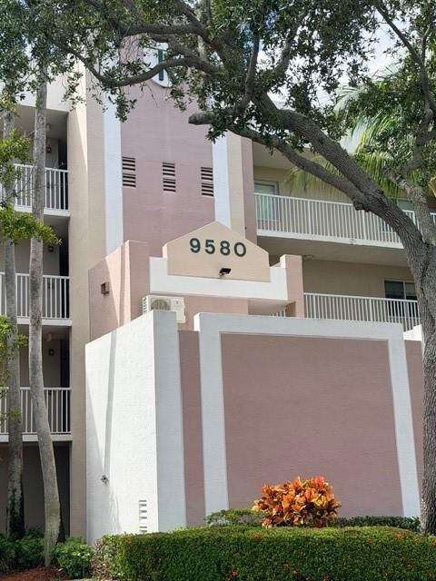 Property Photo:  9580 Weldon Circle K307  FL 33321 