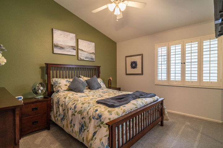 Property Photo:  43954 Vía Granada  CA 92211 