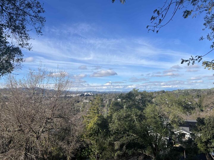 Property Photo:  138 Rudgear Dr  CA 94596 