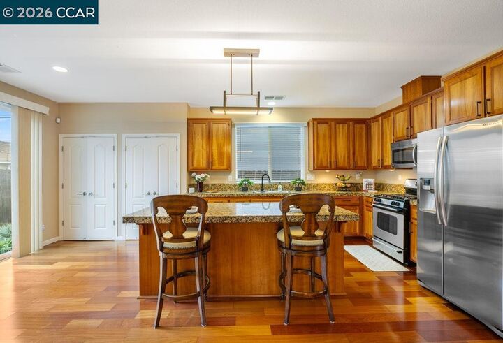 Property Photo: 1954 Canyon Oaks Cir CA 94565