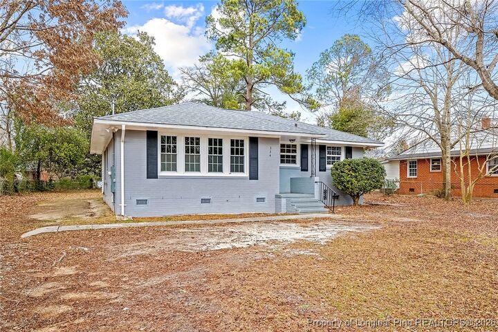 Property Photo: 334 Richmond Drive NC 28304