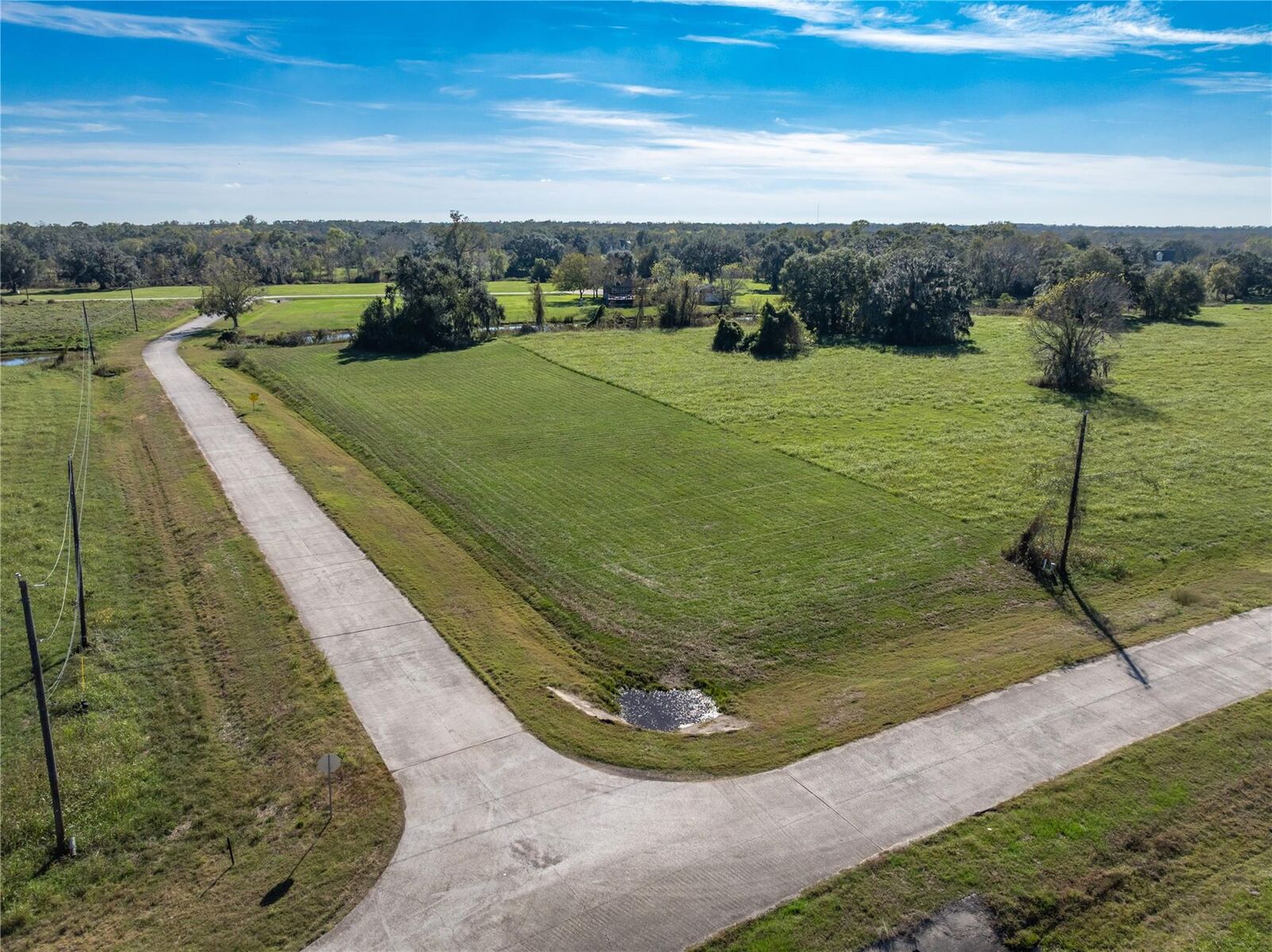 Property Photo:  1507 Frontier Trail  TX 77515 