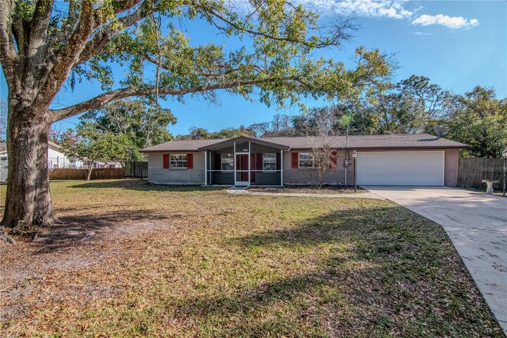 Property Photo:  7124 Cypress Knoll Drive  FL 34653 