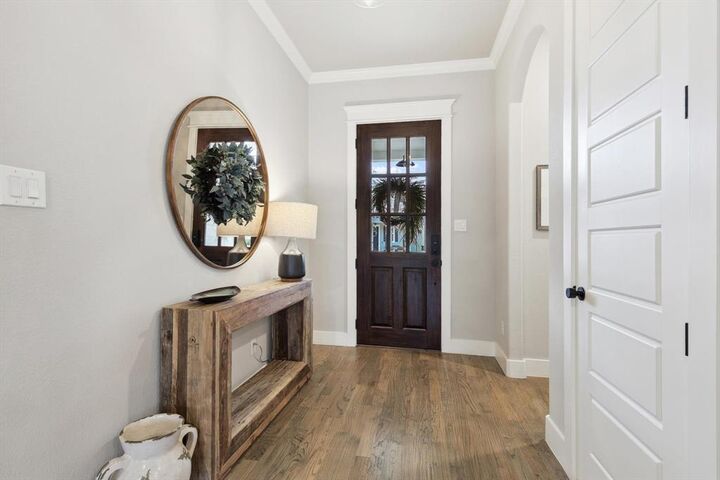 Property Photo: 410 Hearth Terrace TX 76226