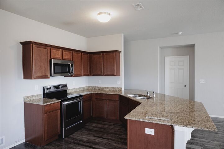 Property Photo:  2301 Hickory Wood Avenue  AR 72745 