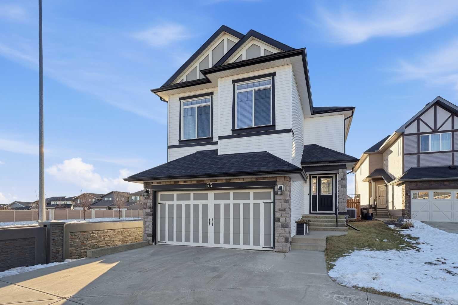 Property Photo:  65 Sage Hill Landing NW  AB T3R 0H5 