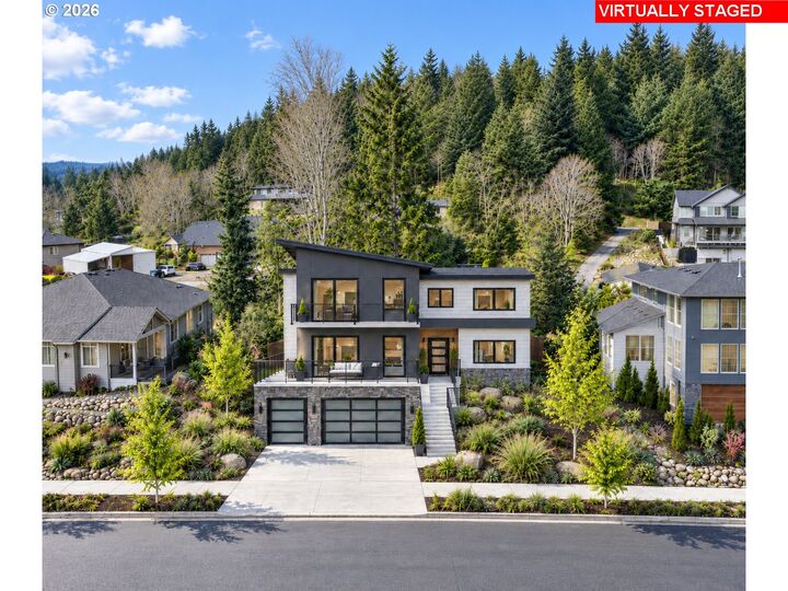 Property Photo:  1697 N Columbia Ridge Way  WA 98671 