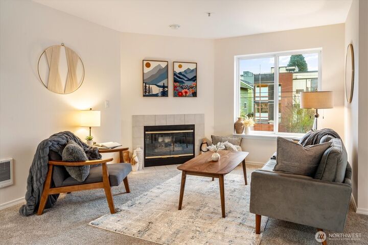 Property Photo:  1733 NW 59th Street 201  WA 98107 