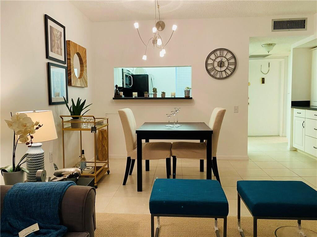 Property Photo: 9151 S Lime Bay Boulevard 202 FL 33321