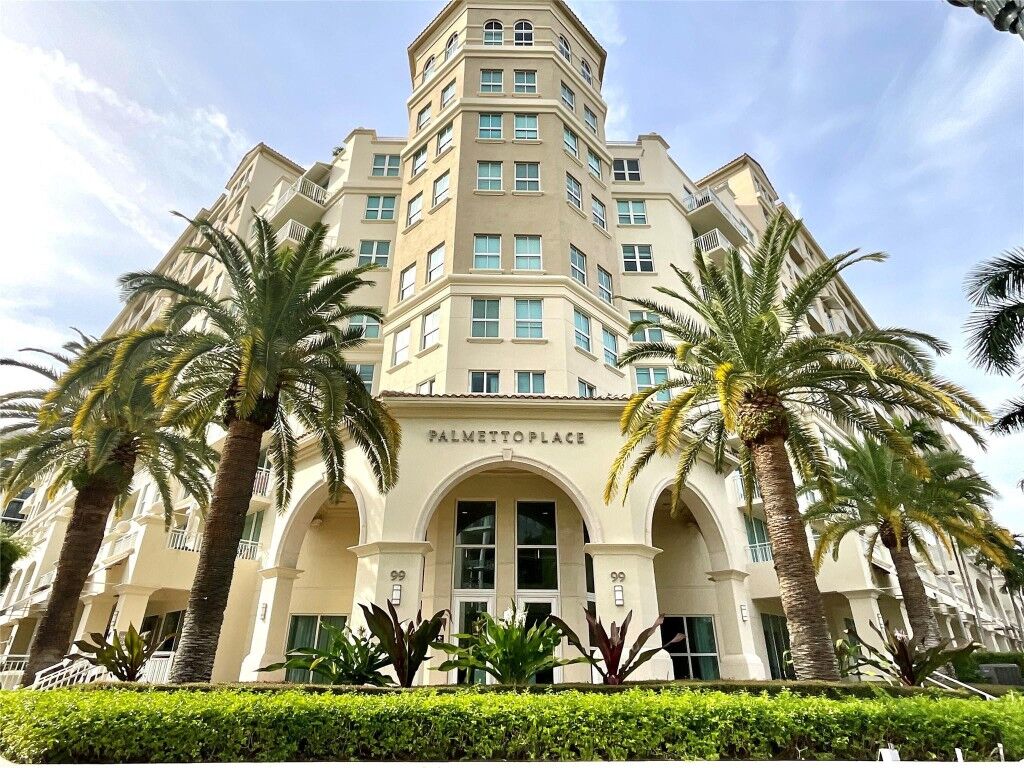 Property Photo:  99 SE Mizner Boulevard 823  FL 33432 