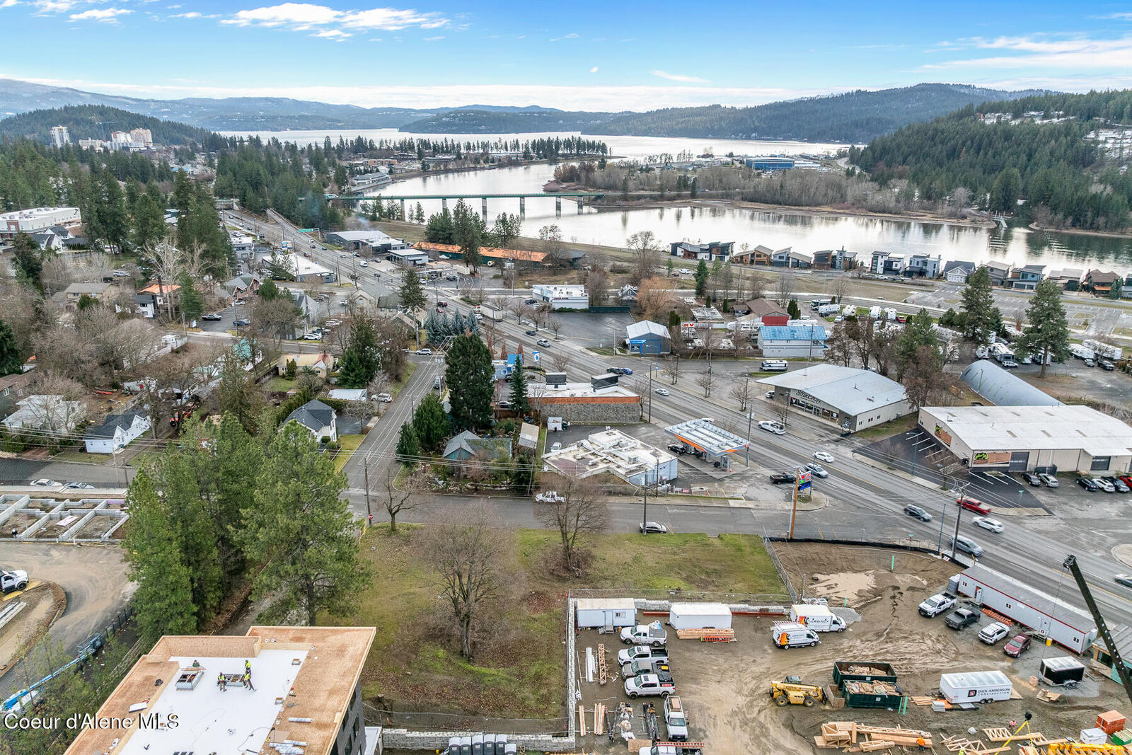 Property Photo:  1103 W Davidson Ave  ID 83814 
