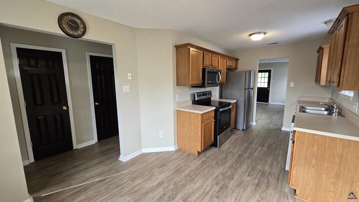 Property Photo:  202 Chadwyck Circle  GA 31005 